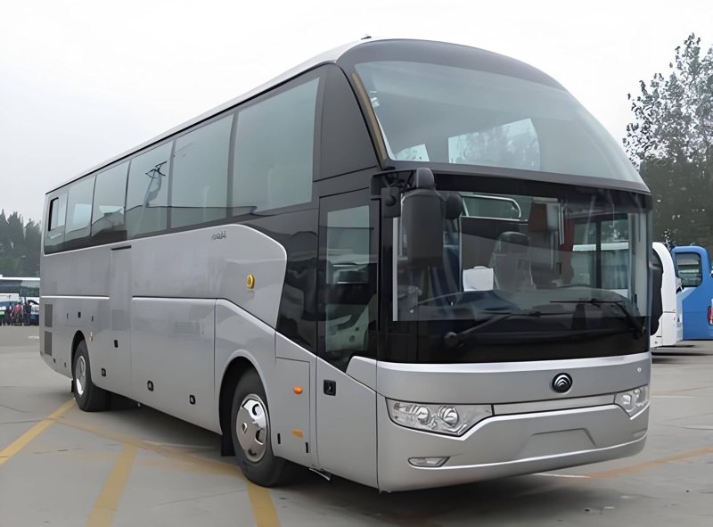 旅游包车价格全解析：怎么选最适合你的行程？